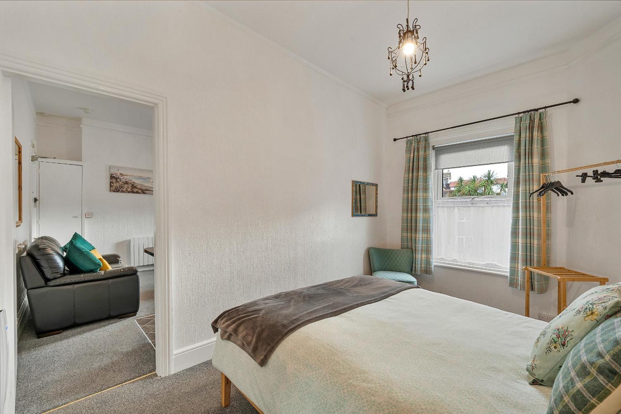 Finest Retreats - Atherfield Apartments No 6 - Tree Tops Paignton Exteriör bild