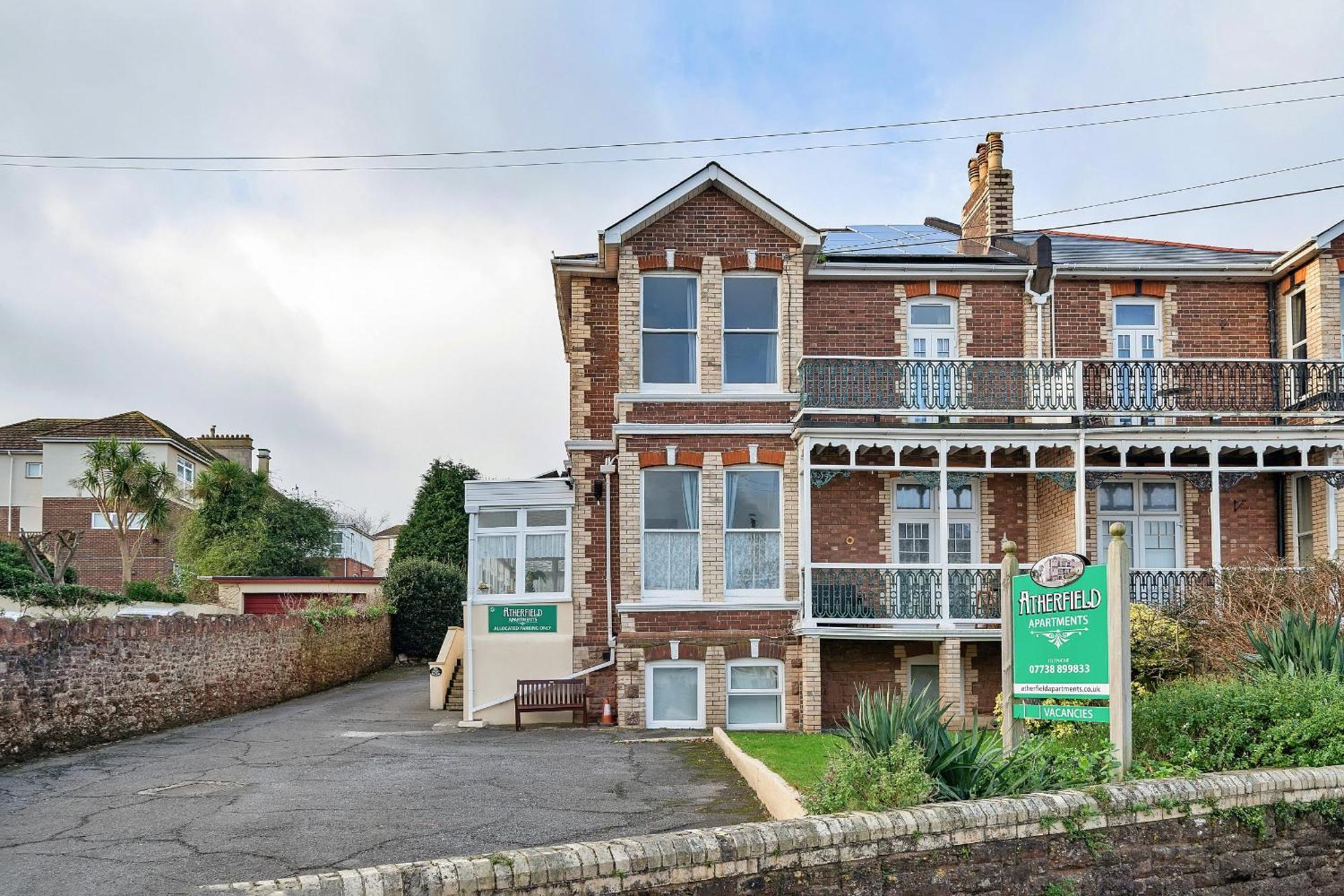 Finest Retreats - Atherfield Apartments No 6 - Tree Tops Paignton Exteriör bild